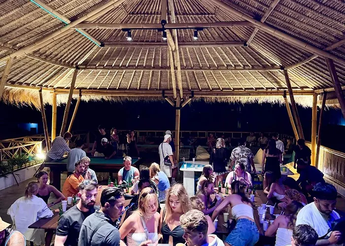 Canggu Central Hostel ホステル チャングー
