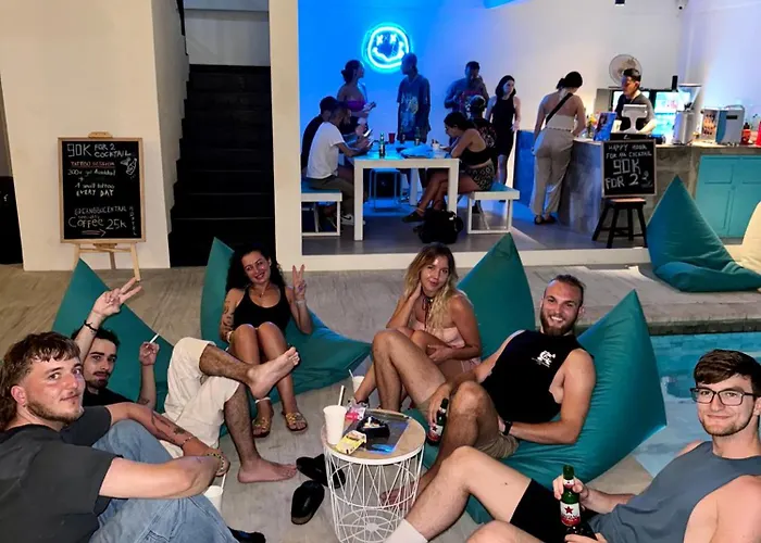 Canggu Central Hostel ホステル