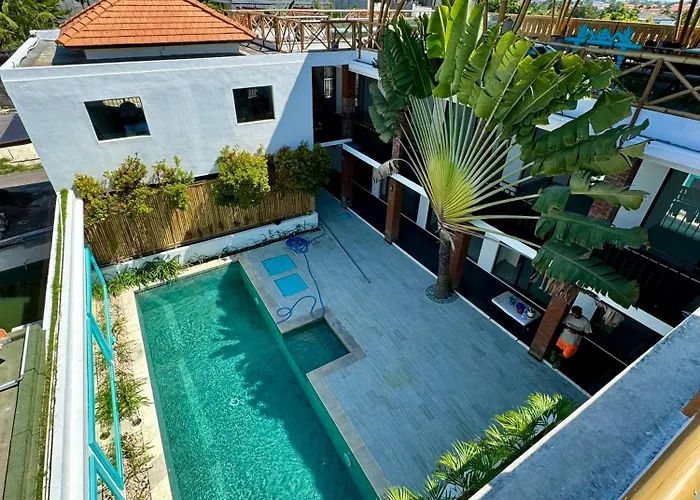Canggu Central Hostel ホステル チャングー